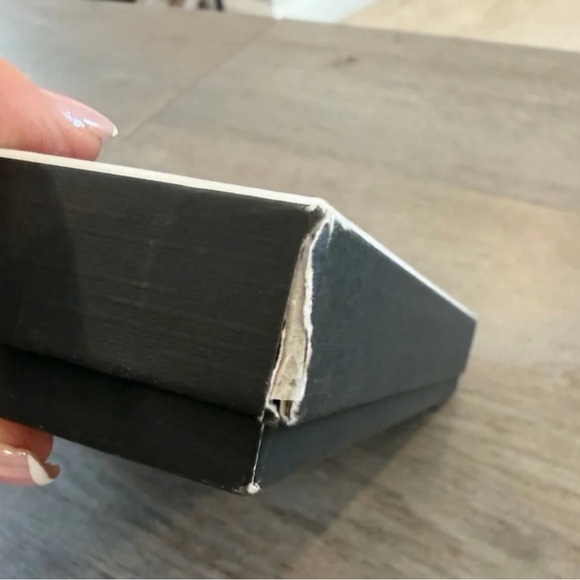 Michael Kors Cooper Denim Passport Holder & Luggage Tag Set — NWT - Picture 6 of 6